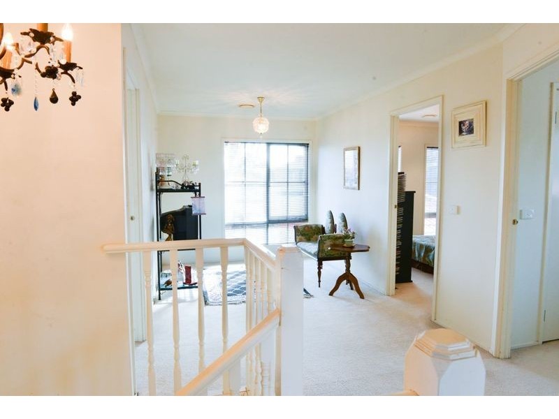 2 Gull Way, Narre Warren South VIC 3805