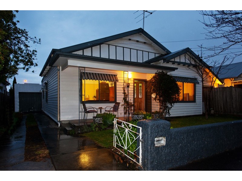 4 Gordon Parade, Yarraville VIC 3013
