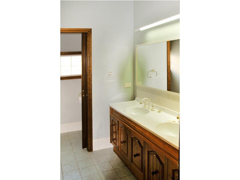 34 Mount Keira Road, West Wollongong NSW 2500