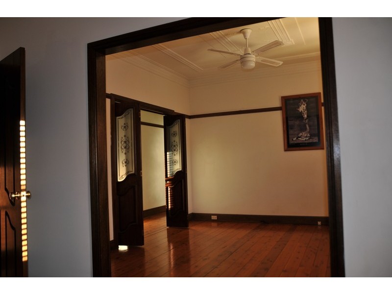 34 Mount Keira Road, West Wollongong NSW 2500