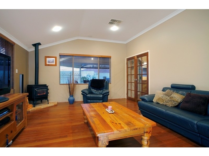 1 Steiner Avenue, Success WA 6164