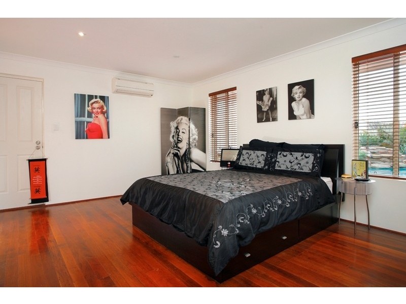 1 Steiner Avenue, Success WA 6164