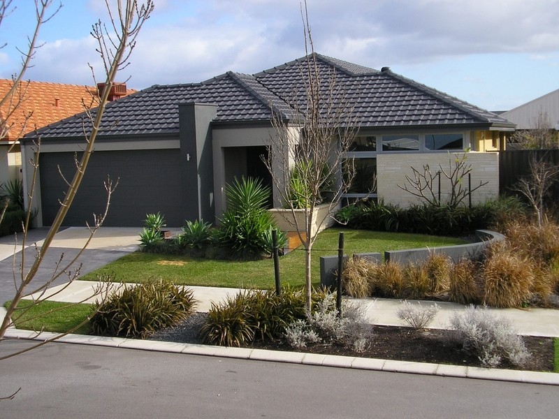 12 Safford Ave, Aveley WA 6069