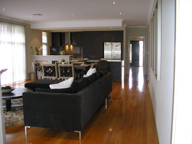 12 Safford Ave, Aveley WA 6069