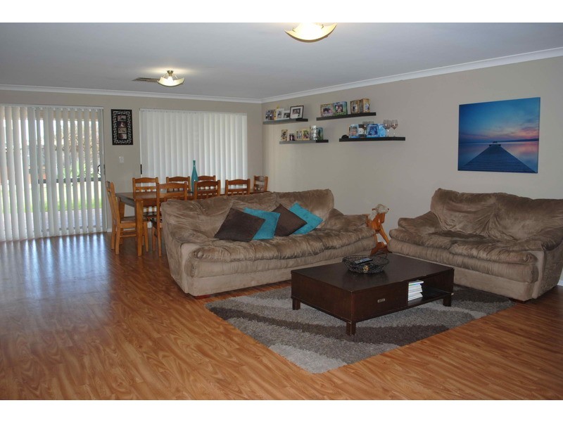 74 Macquarie Drive, Australind WA 6233