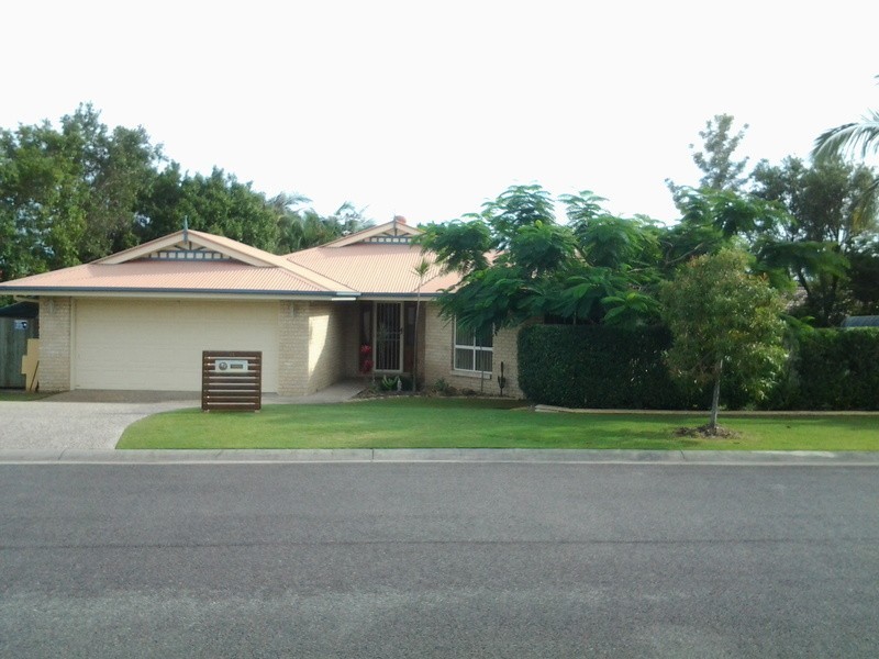 12 Mawson Drive, Morayfield QLD 4506