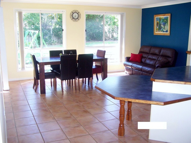 12 Mawson Drive, Morayfield QLD 4506