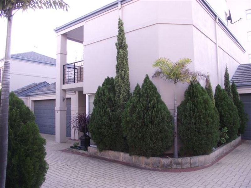 2/20 Stone Street, South Perth WA 6151