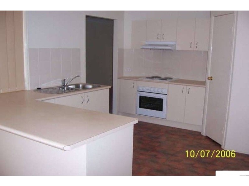 15 Warrigal Crt, Redbank Plains QLD 4301