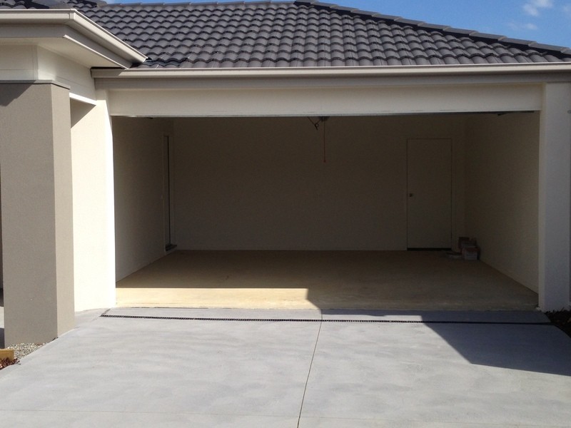 5 Hamish Avenue, Pakenham VIC 3810