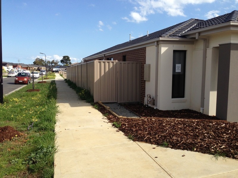 5 Hamish Avenue, Pakenham VIC 3810