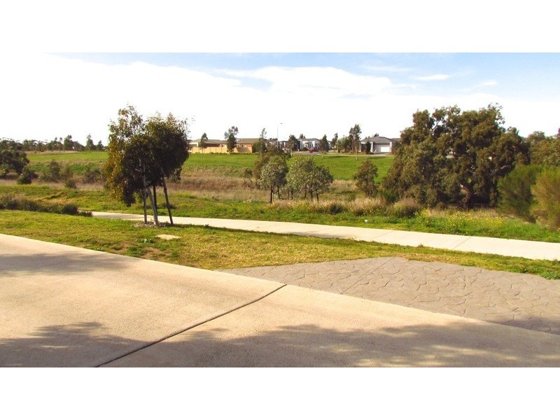 7 Tenax Walk, Wyndham Vale VIC 3024
