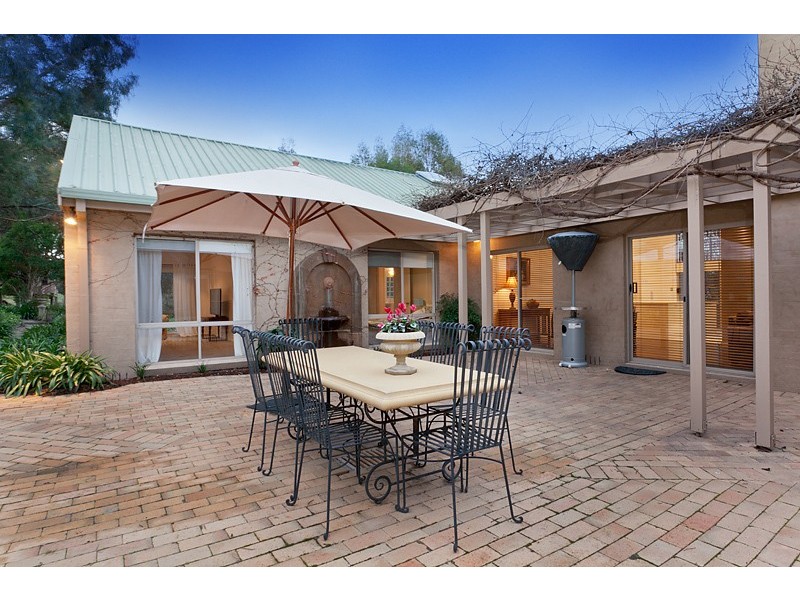 144 Memorial Drive, Plenty VIC 3090
