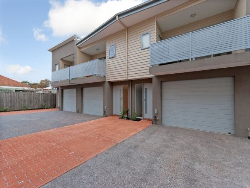 17/6 Rosamond Rd, Footscray VIC 3011