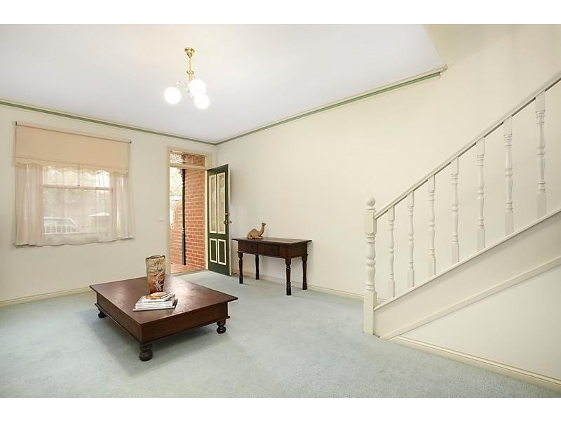 43 Eastwood Street, Kensington VIC 3031