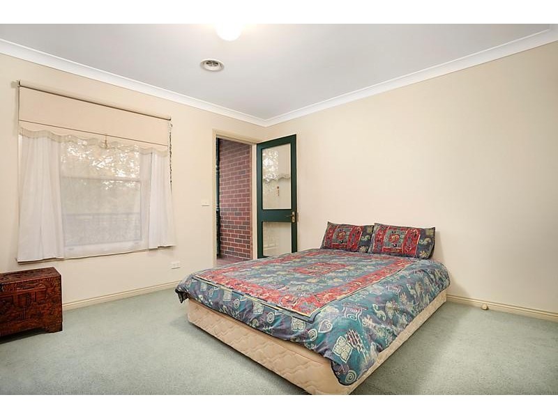 43 Eastwood Street, Kensington VIC 3031