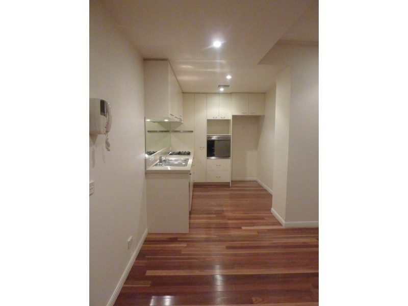 37/8 Graham St, Port Melbourne VIC 3207