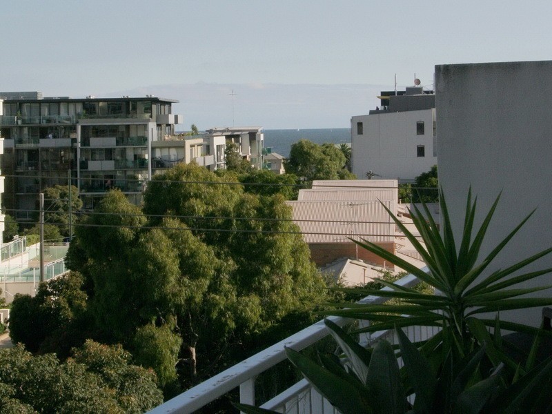 37/8 Graham St, Port Melbourne VIC 3207