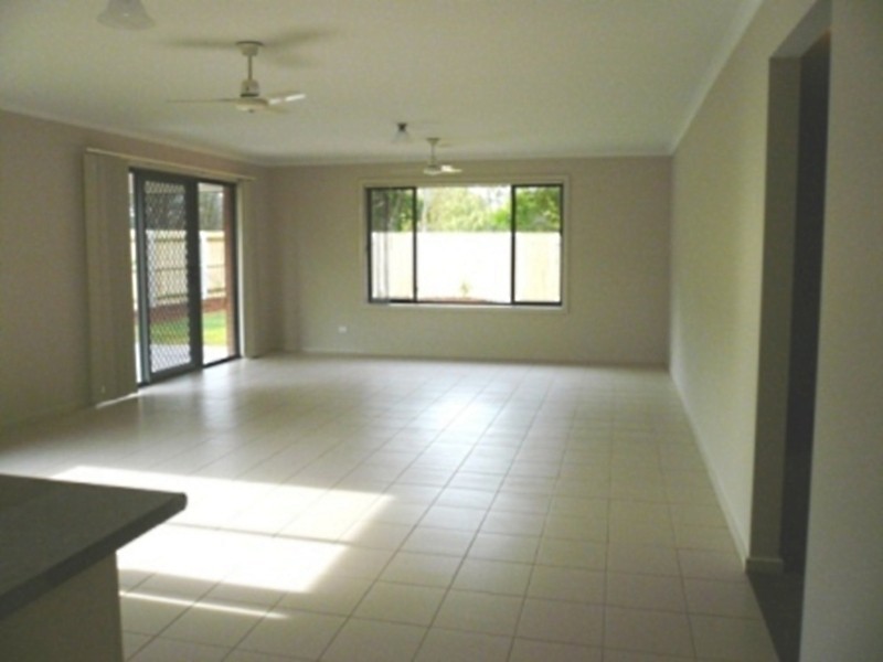 7  Glebe Drive, Sale VIC 3850