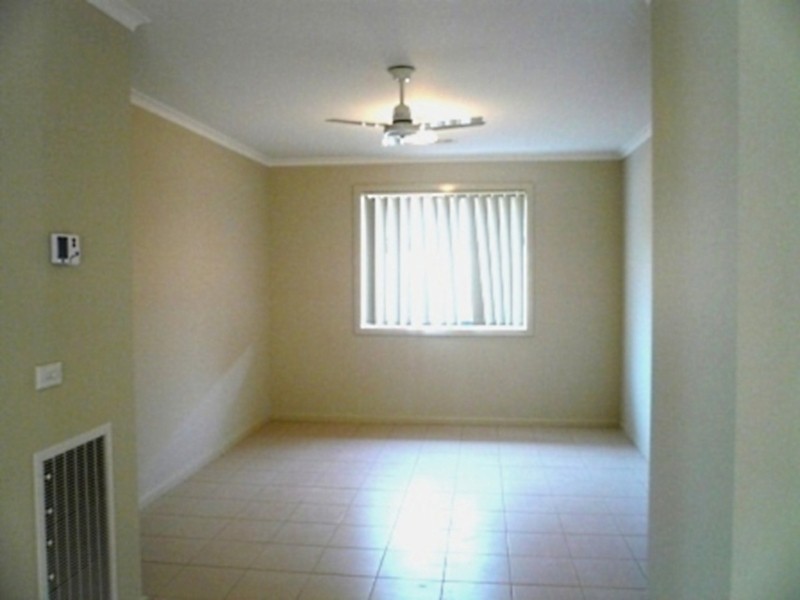 7  Glebe Drive, Sale VIC 3850