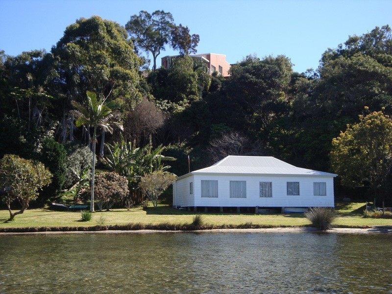 164 Marks Point Road, Marks Point NSW 2280