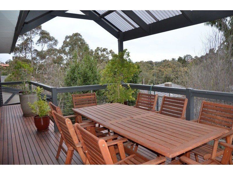 1 Mura Close, Greensborough VIC 3088