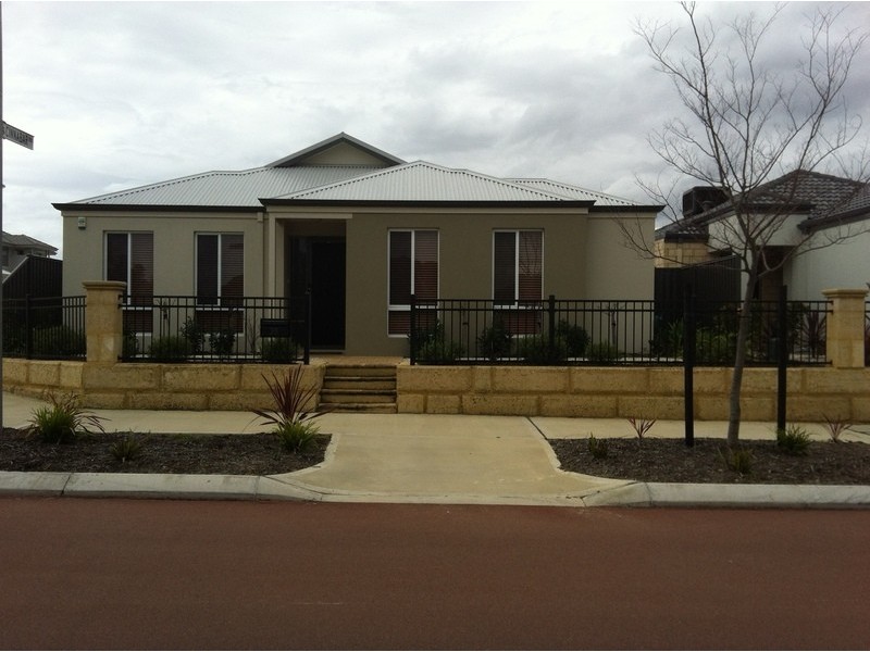 35 Tapioca Drive, Aveley WA 6069