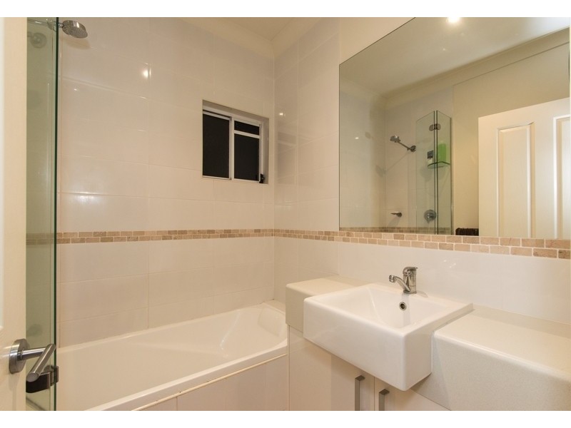 28A Larwill Avenue, Northgate QLD 4013