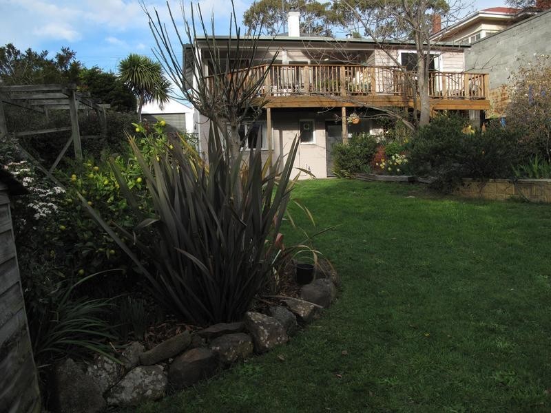Mount Stuart TAS 7000