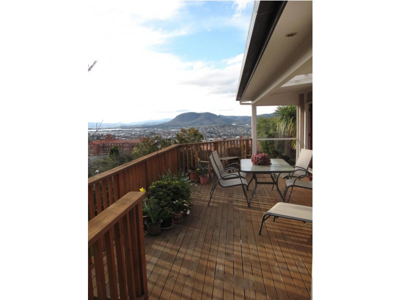Mount Stuart TAS 7000