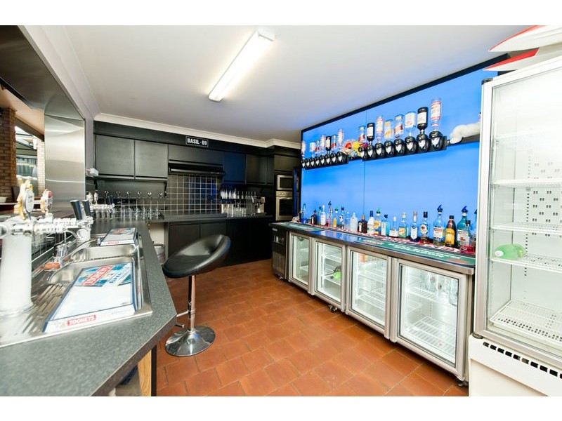 32 Kara Crescent, Gulfview Heights SA 5096