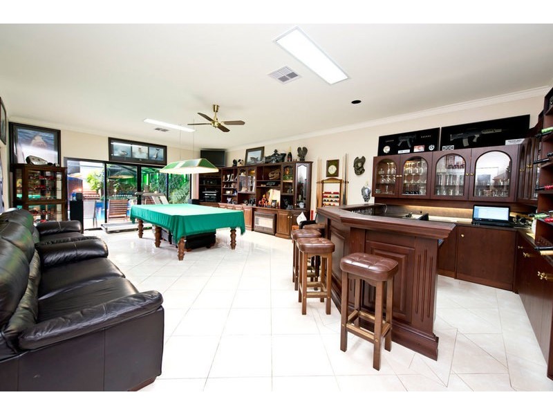32 Kara Crescent, Gulfview Heights SA 5096