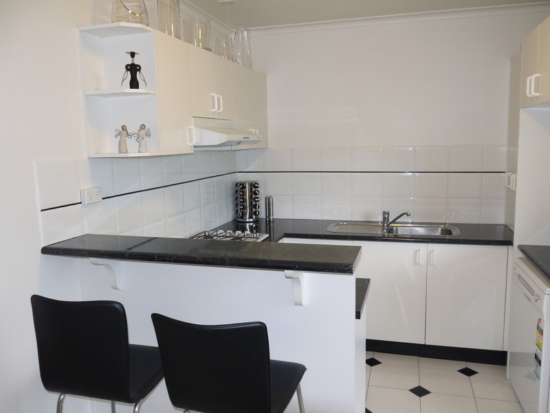 4/16 Marara Road, Caulfield South VIC 3162