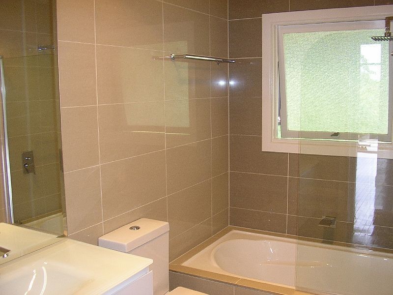 15 Leyton Street, Grange QLD 4051