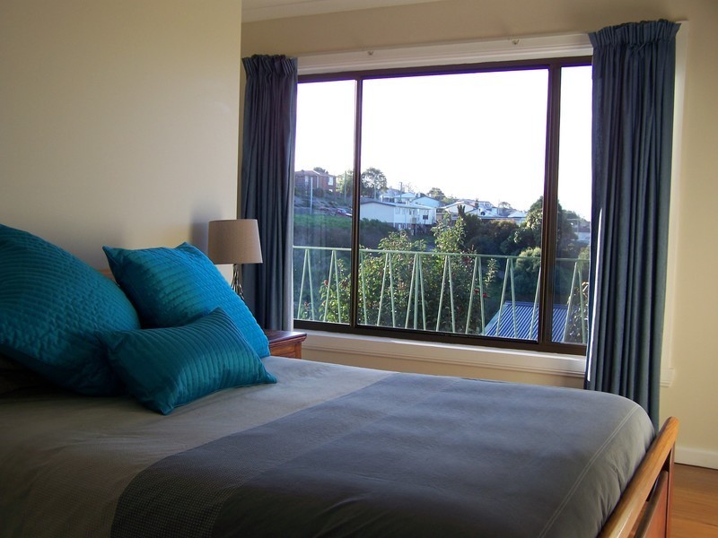 12 Gray Street, Upper Burnie TAS 7320