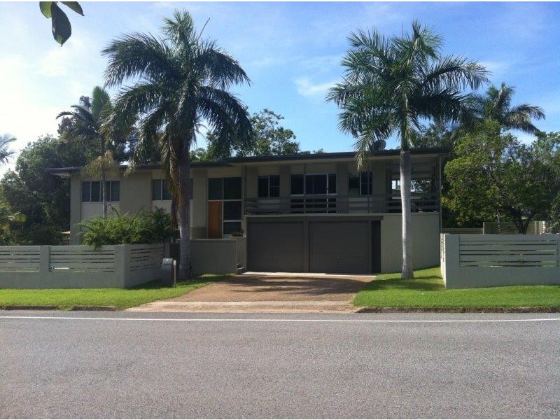 220 Oaka Street, South Gladstone QLD 4680