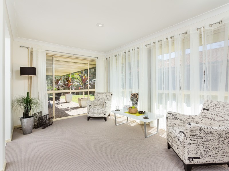 84 Cootharaba Drive, Helensvale QLD 4212