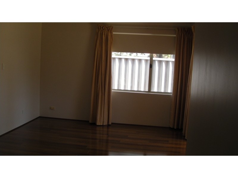 12A Phoenix Drive, Kenwick WA 6107