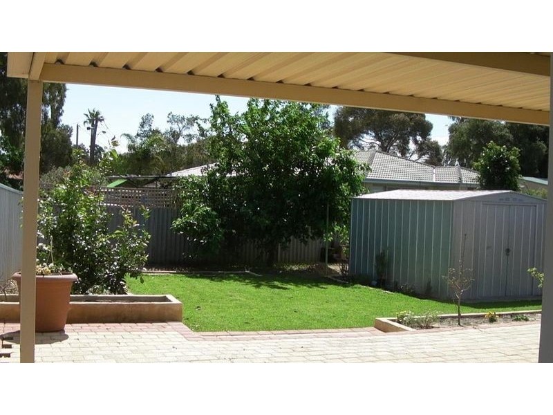 12A Phoenix Drive, Kenwick WA 6107