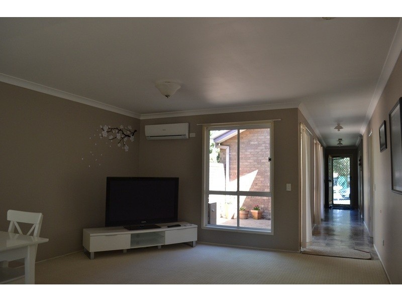 5 Stuart Place, Forest Lake QLD 4078