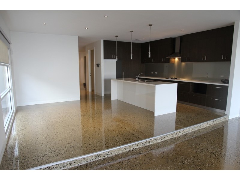 16 Delphin Avenue, Altona North VIC 3025