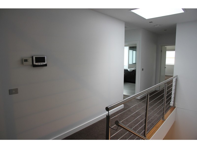 16 Delphin Avenue, Altona North VIC 3025