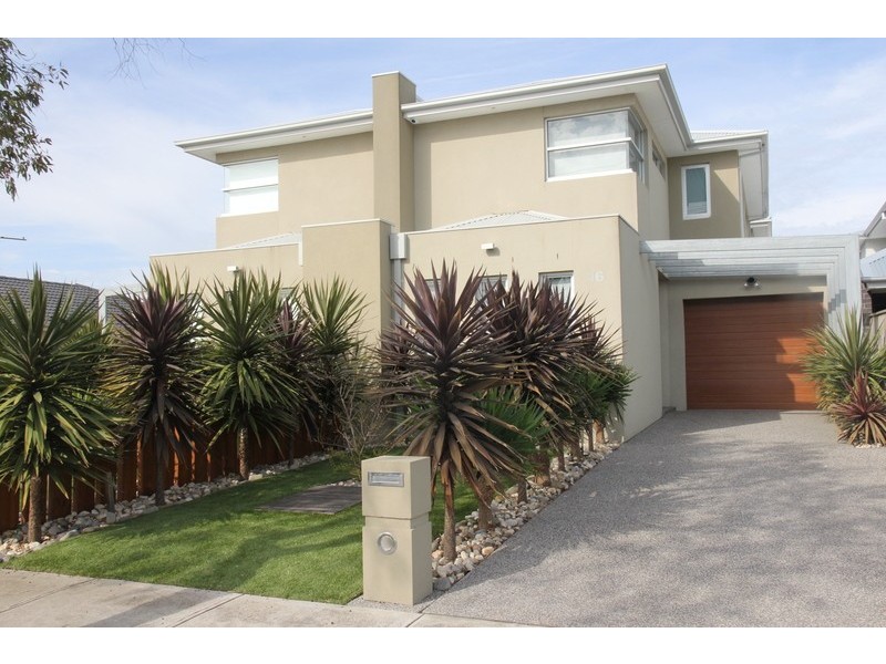 16 Delphin Avenue, Altona North VIC 3025