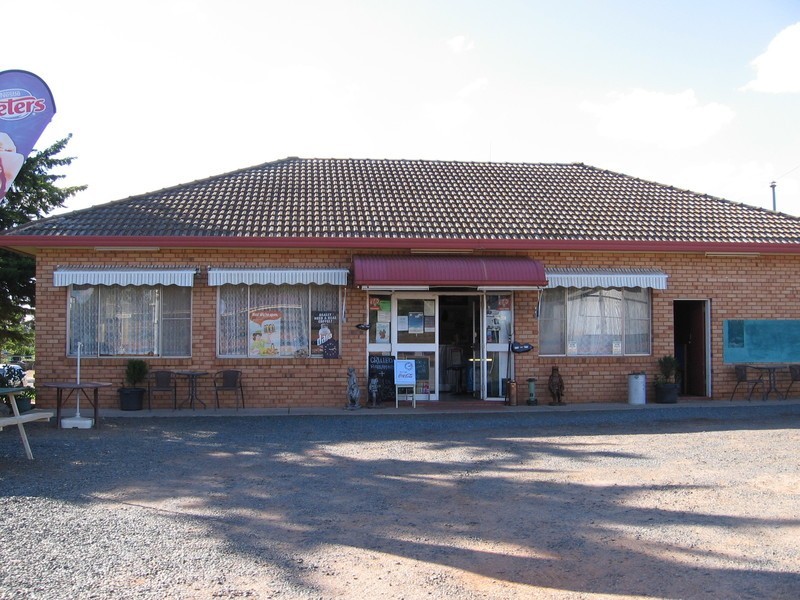 13 – 15  Railway Street, Weethalle NSW 2669