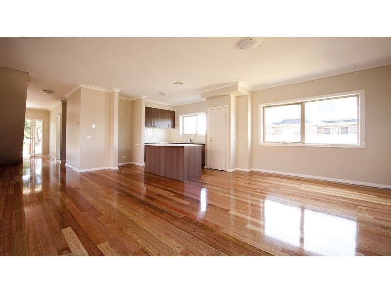 2/3 Michy Street, Truganina VIC 3029