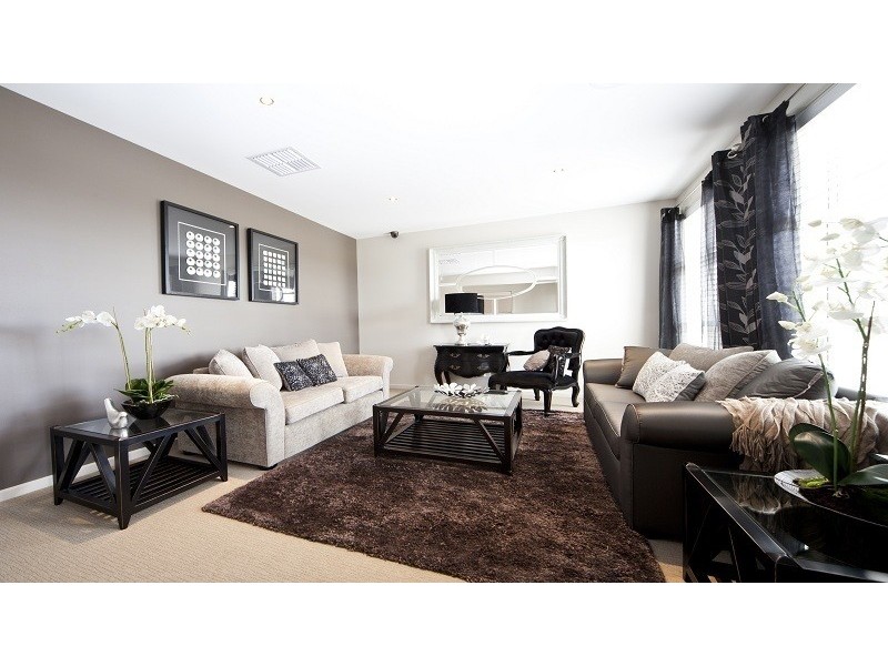 2/3 Michy Street, Truganina VIC 3029