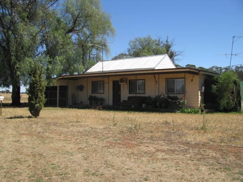 2 Spring Street, Ganmain NSW 2702