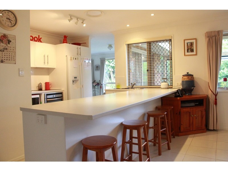 6 Creekwood Place, Helensvale QLD 4212