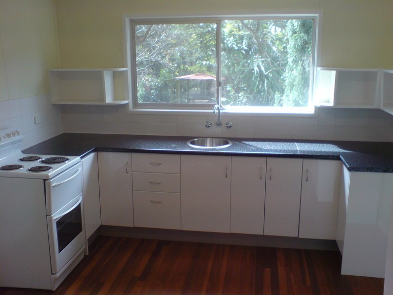 6 Cardiff St, Morningside QLD 4170
