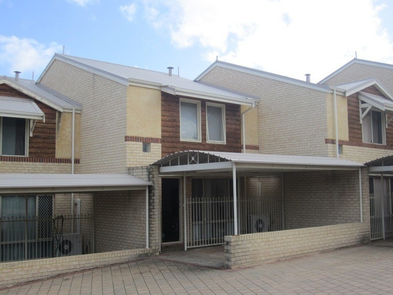 2/5 Primula Close, Murdoch WA 6150